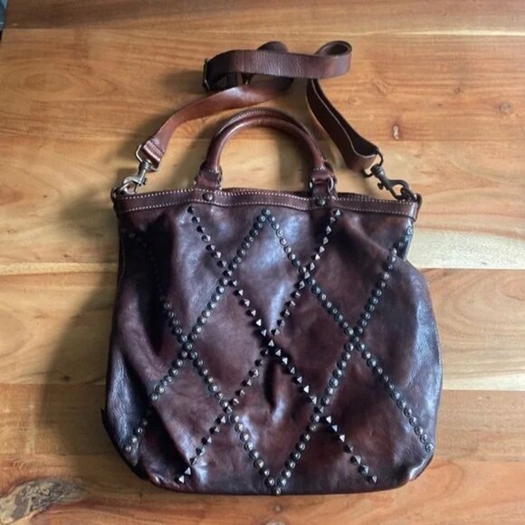 Campomaggi Studded North-South Shoulder Bag with Detachable strap - Picture 2 of 7